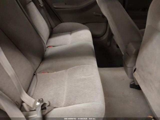 Toyota Corolla Ce Image 9