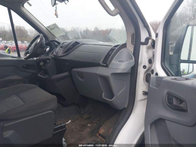 Ford Transit Image 5