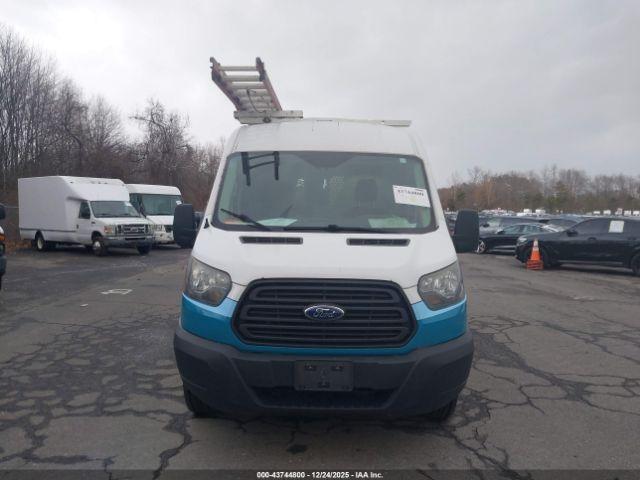 Ford Transit Image 10