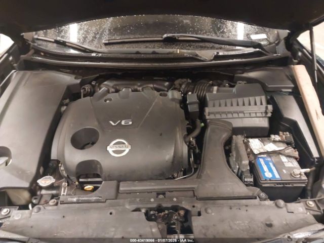 Nissan Maxima 3.5 Sv Image 10
