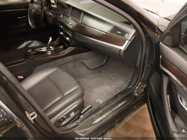 BMW 5 Series Xdrive Image 9