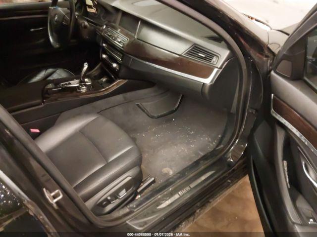 BMW 5 Series Xdrive Image 9