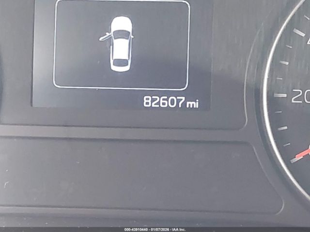 Kia Optima Lx Image 11