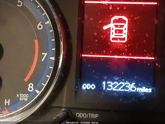 Toyota Corolla Le Image 6