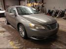 Chrysler 200 Limited Image 1