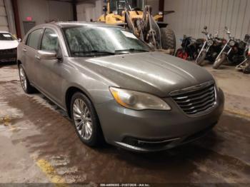  Salvage Chrysler 200