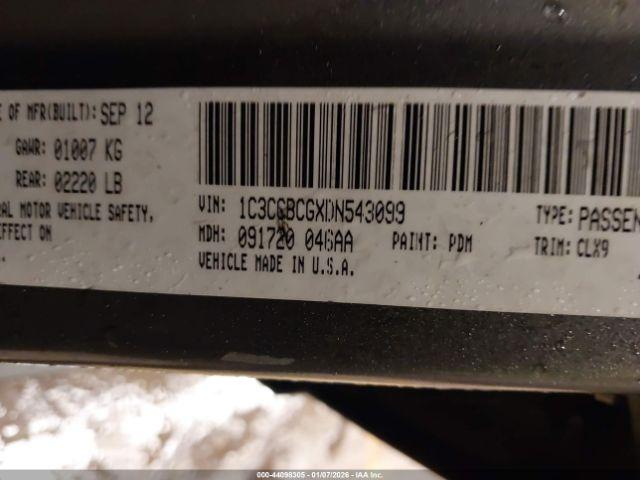 Chrysler 200 Limited Image 6