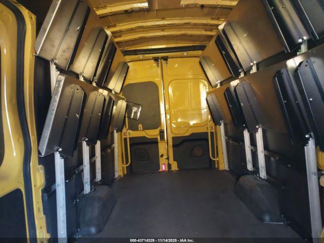 Ford Transit Image 13