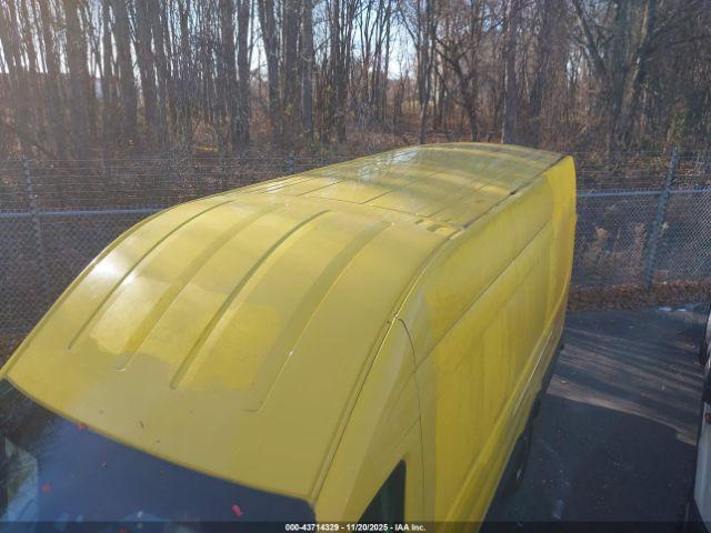 Ford Transit Image 4