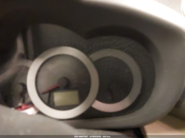 Toyota RAV4 Limited V6 Image 14