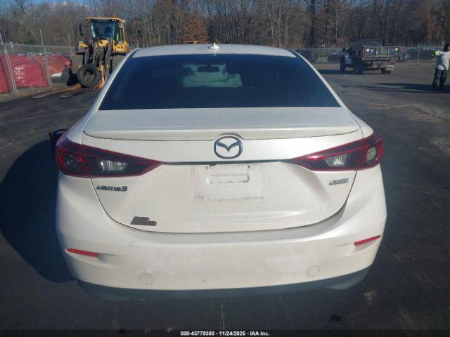 Mazda Mazda3 S Touring Image 13