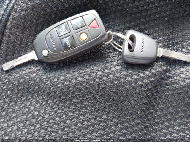 Volvo XC70 2.5t Image 11