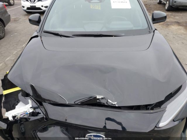 Subaru Solterra Premium Image 11