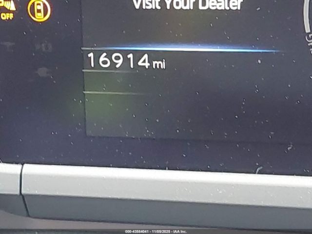 Subaru Solterra Premium Image 17