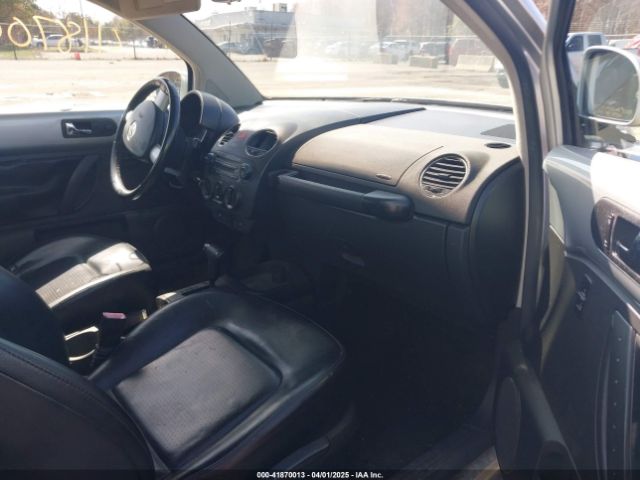 Volkswagen Beetle 2.5 Image 18