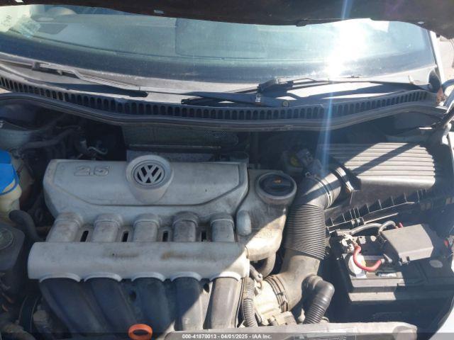 Volkswagen Beetle 2.5 Image 4