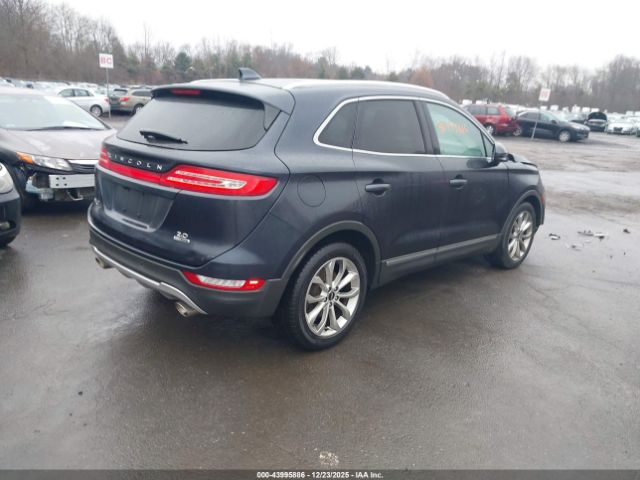 Lincoln MKC Image 8