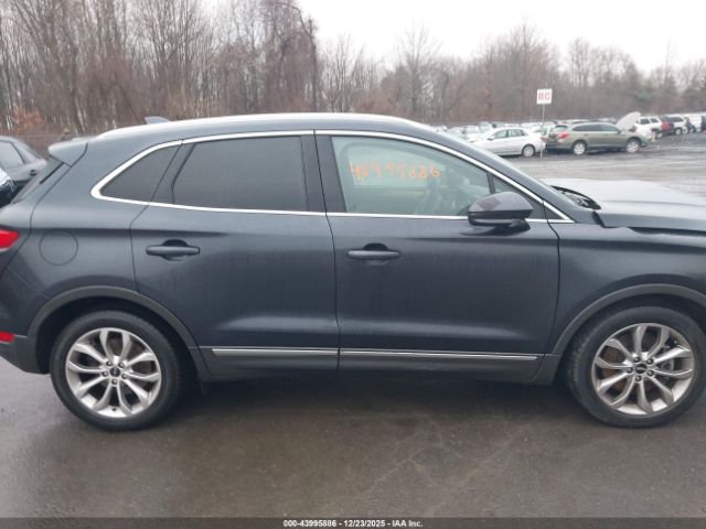 Lincoln MKC Image 12
