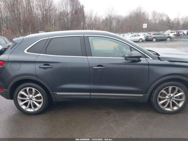 Lincoln MKC Image 12