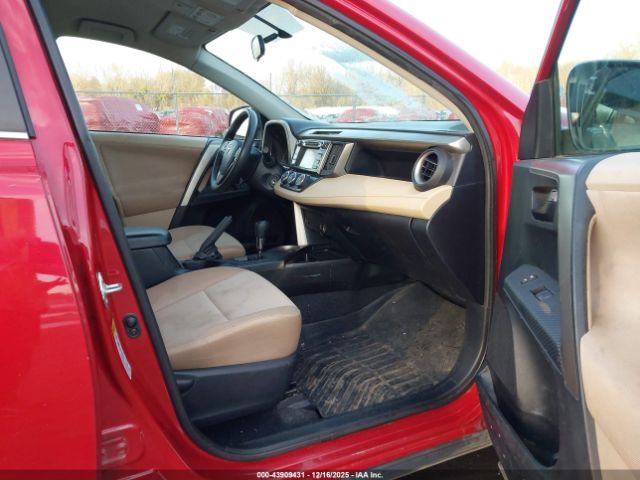 Toyota RAV4 Le Image 2