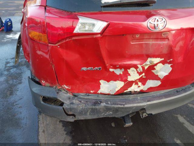 Toyota RAV4 Le Image 3