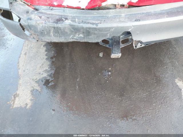 Toyota RAV4 Le Image 18