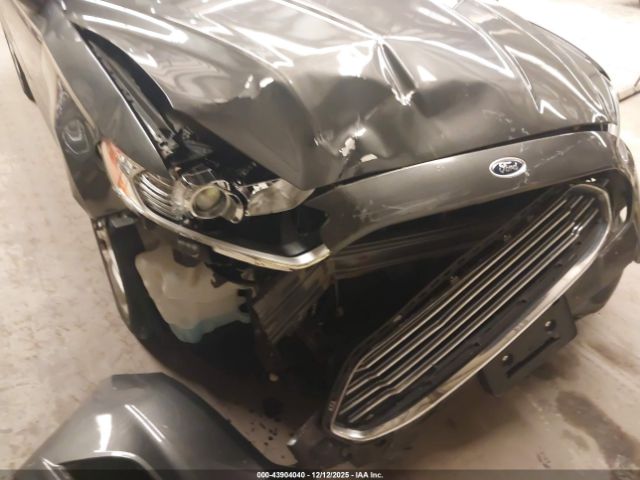 Ford Fusion Se Image 9