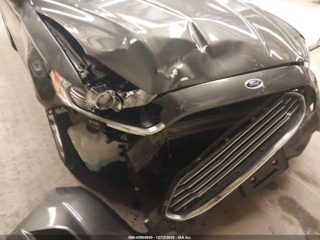 Ford Fusion Se Image 9