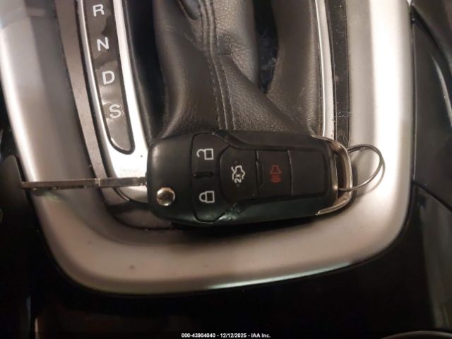 Ford Fusion Se Image 8