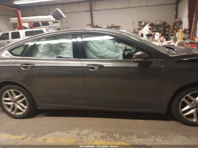 Ford Fusion Se Image 12