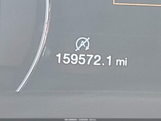 Ford F-150 Platinum Image 11