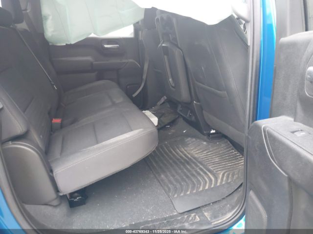 Chevrolet Silverado 1500 4wd  Short Bed Custom Image 17