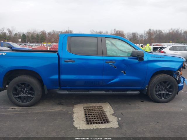 Chevrolet Silverado 1500 4wd  Short Bed Custom Image 5
