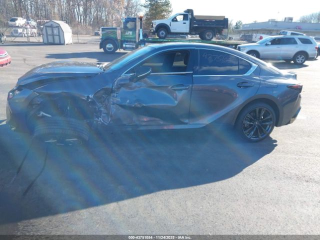 Lexus Is F Sport Design Image 18