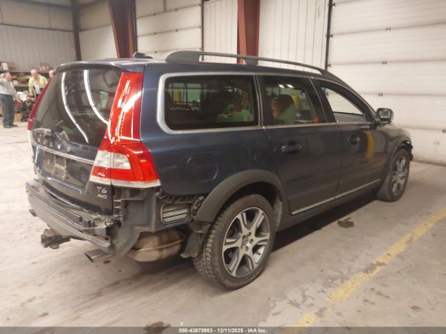 Volvo XC70 T6 Image 8