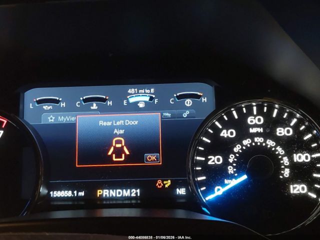 Ford F-150 Lariat Image 11