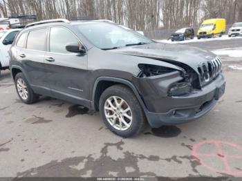  Salvage Jeep Cherokee