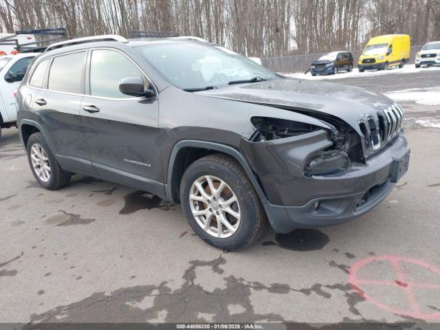  Salvage Jeep Cherokee
