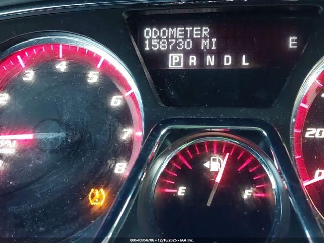 GMC Acadia Denali Image 8